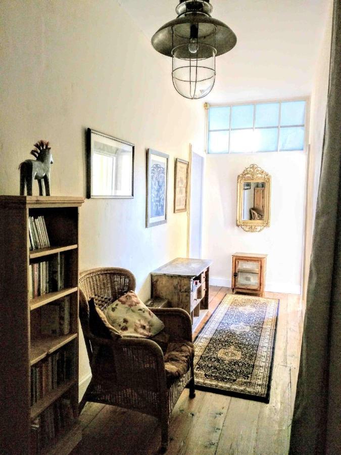 Quai Des Fleurs Bed & Breakfast Saint-Savinien Ngoại thất bức ảnh